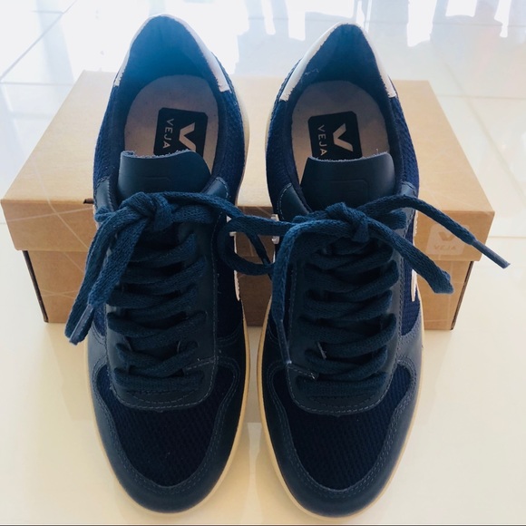 VEJA Mesh Nautico Tennies - Picture 2 of 7